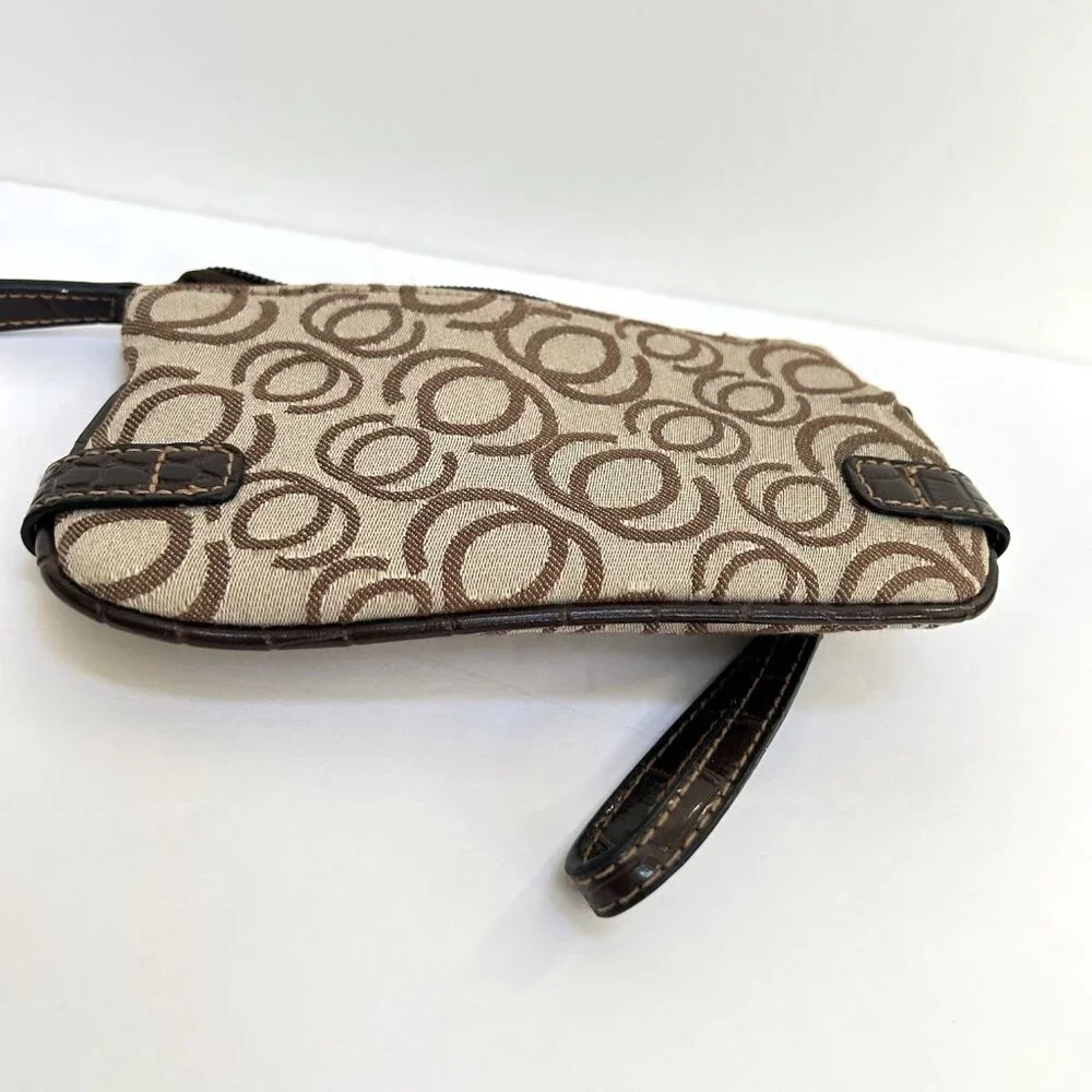 Brown and Cream Wristlet